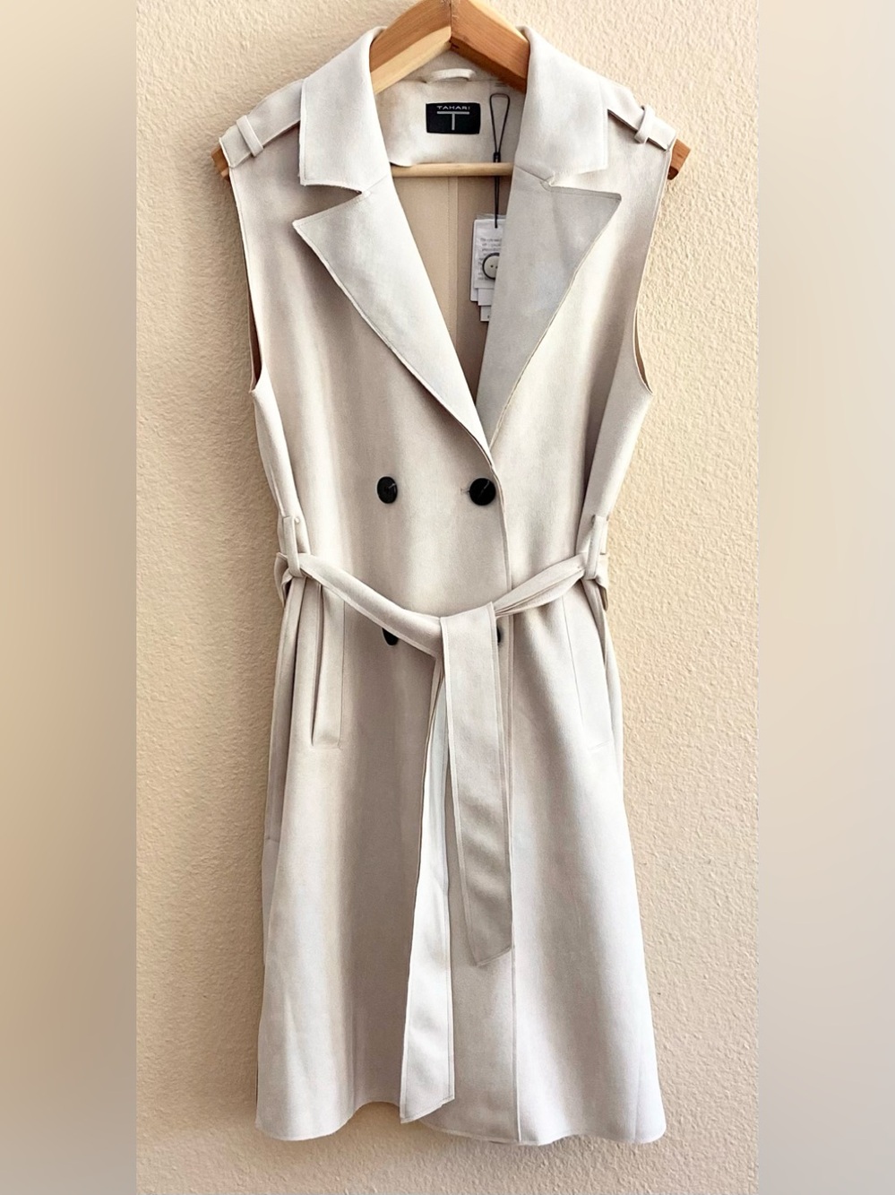 Vest - Tahari Cream Double-Breasted Blazer - Sleeveless - Matching Tie Belt  NWT